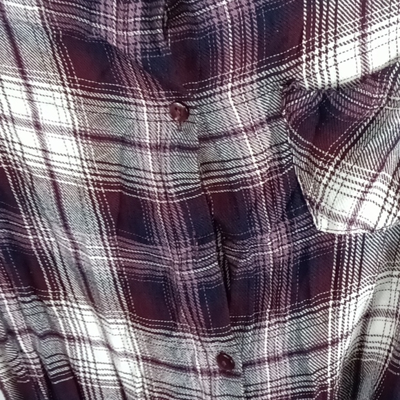 Women's button down top size large - Picture 3 of 4